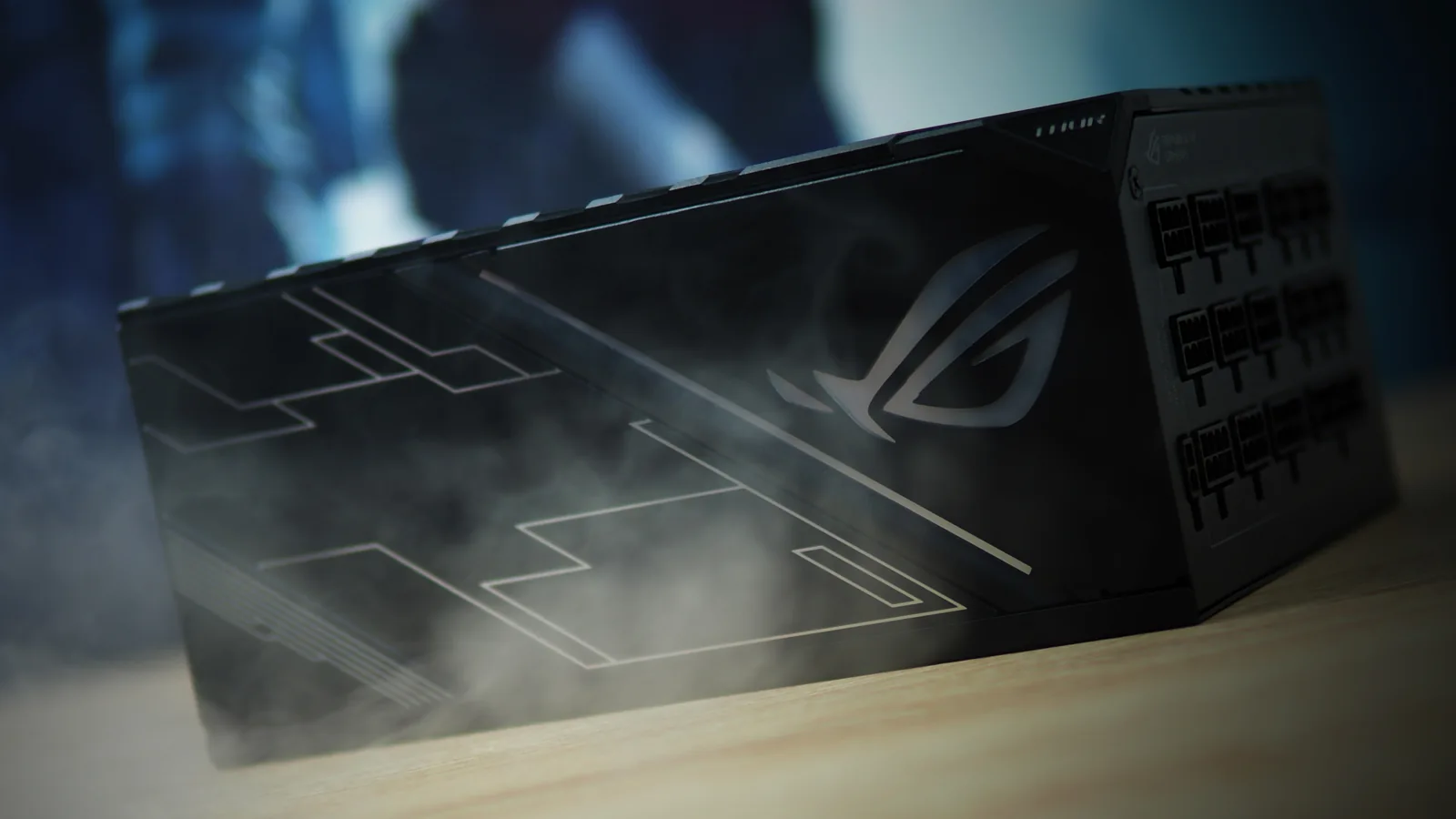 Alimentation ASUS ROG Thor photographiée avec de la fumée pour les actualités Hardware31